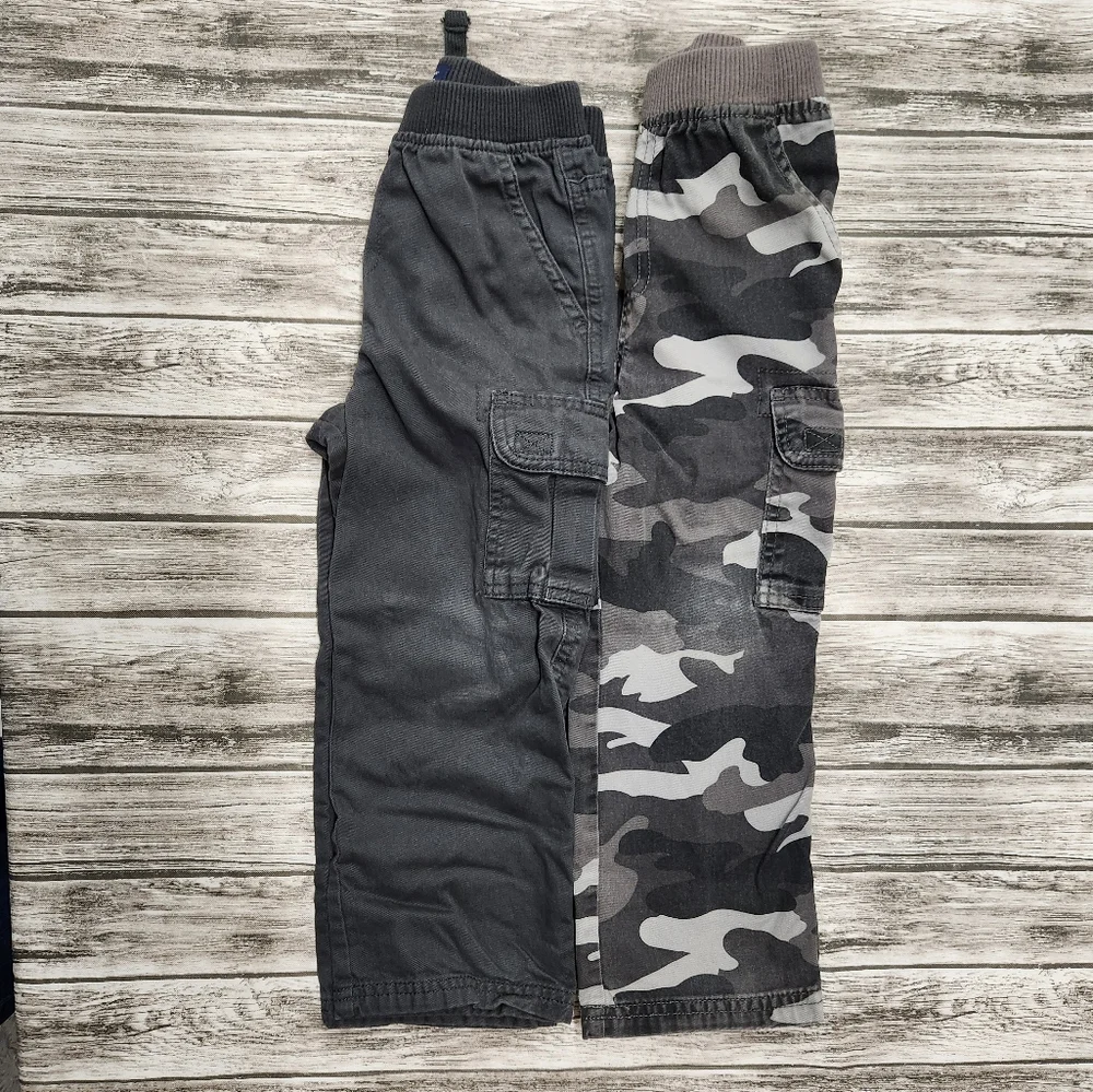 Childrens place 2 pair of pull on cargo pants